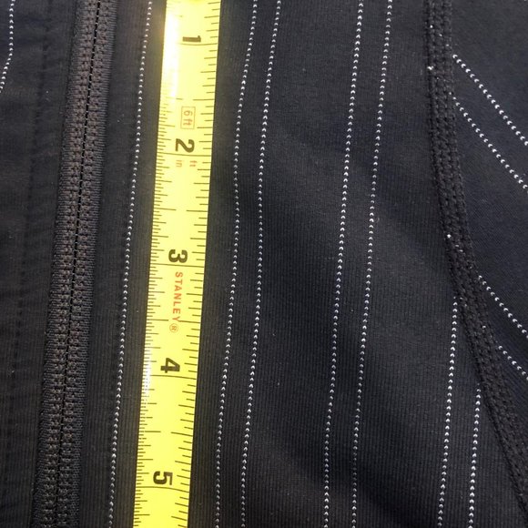 NEW Vintage Lululemon "Shape Up" Jacket Size 4!  Black Pinstripe! NWT! - Picture 4 of 5